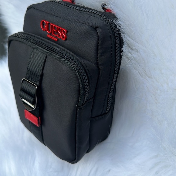 New GUESS Logo Crossbody Bag - Picture 3 of 5